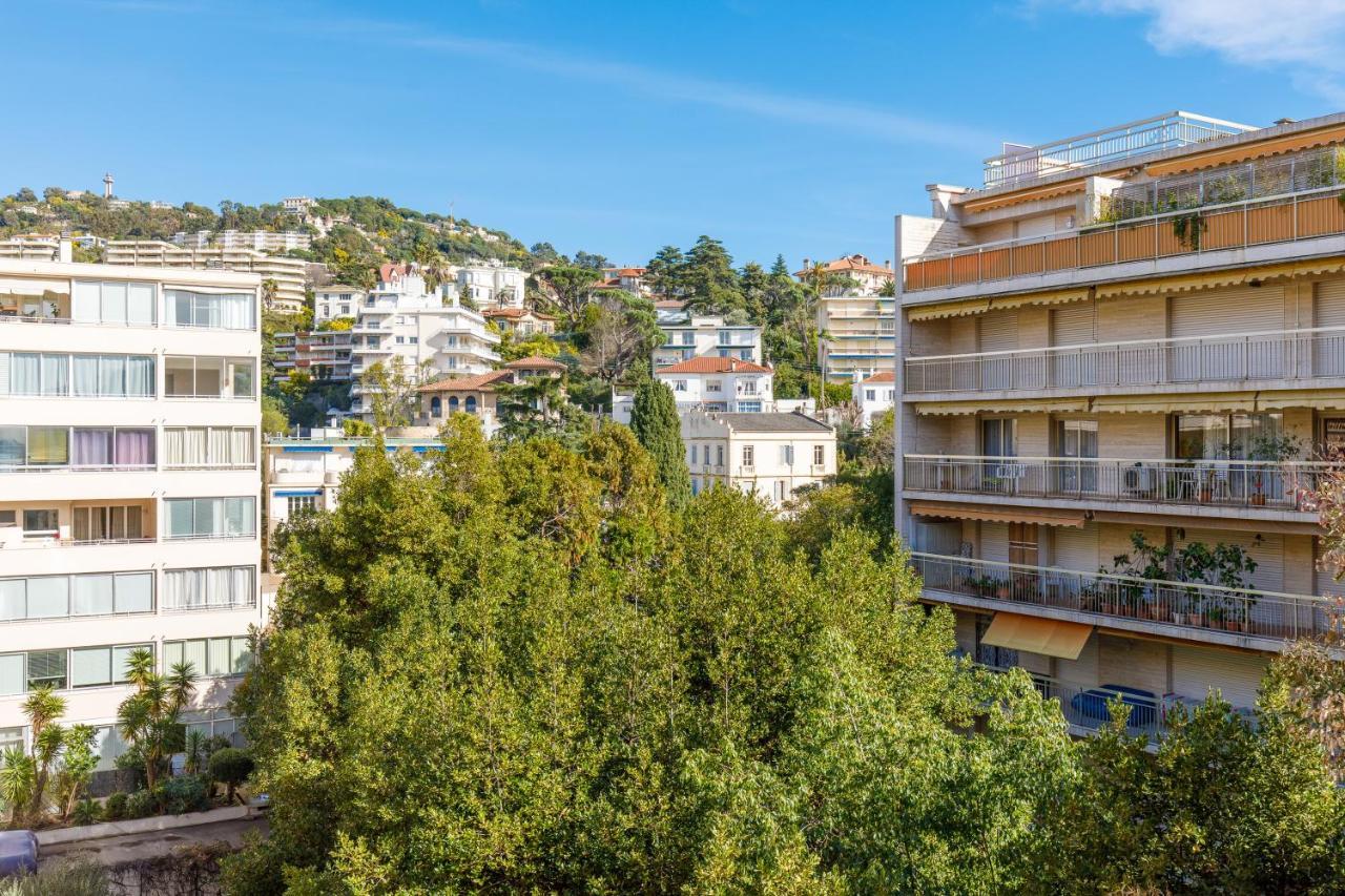 All Blue Yourhosthelper Cannes Exterior photo